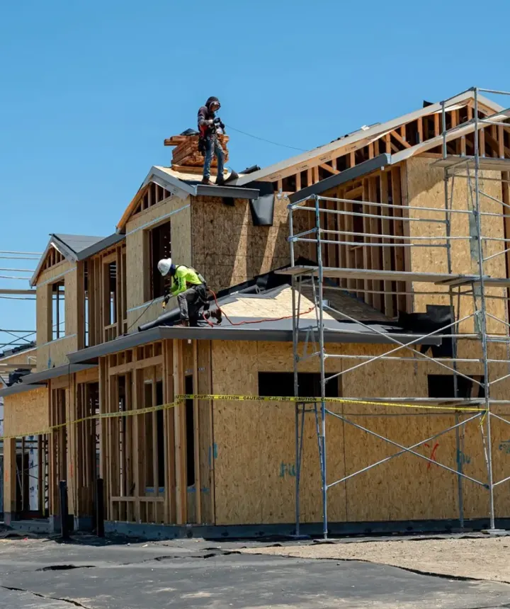 Framing crew on an Altura development